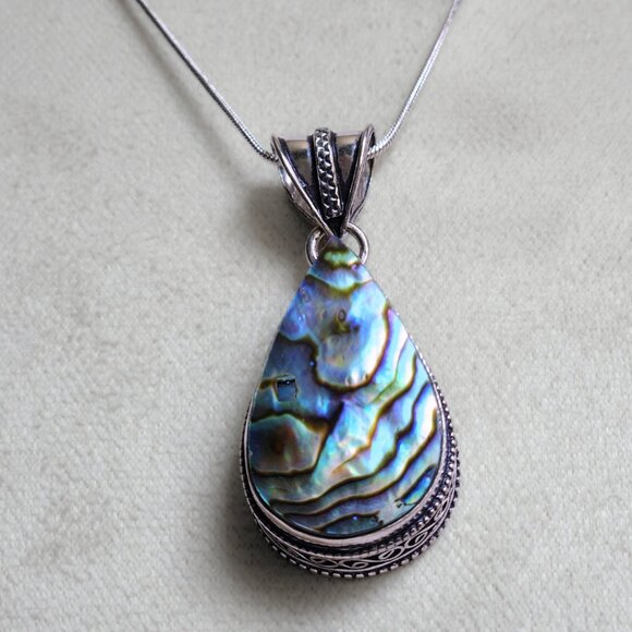 Abalone Tear Drop Handcrafted Detailed Metalwork Pendant Sterling Necklace NWOT - Picture 6 of 6